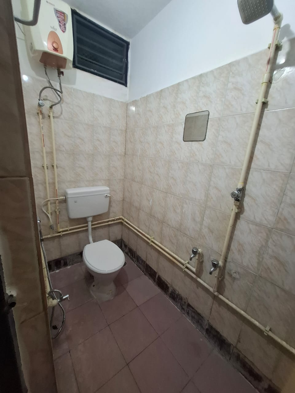 WhatsApp Image 2025-12-06 at 21.54.52_124d5991