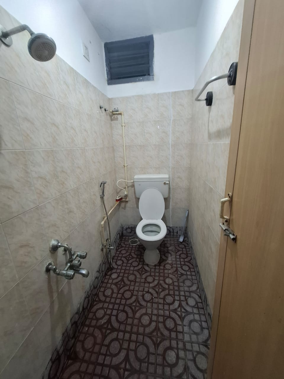 WhatsApp Image 2025-12-06 at 21.54.56_b0709b97