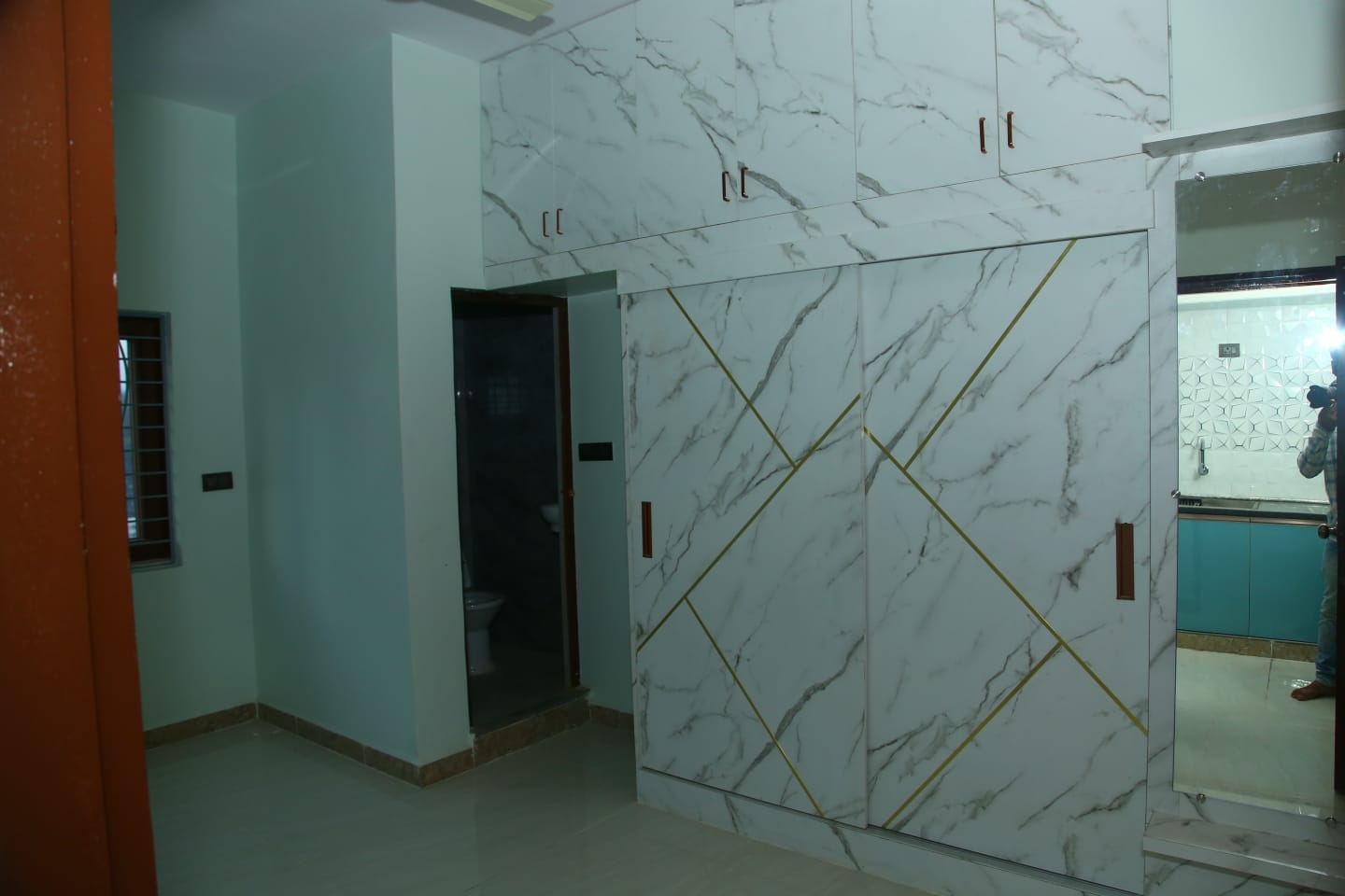 WhatsApp Image 2025-12-10 at 18.27.48_42c312b1