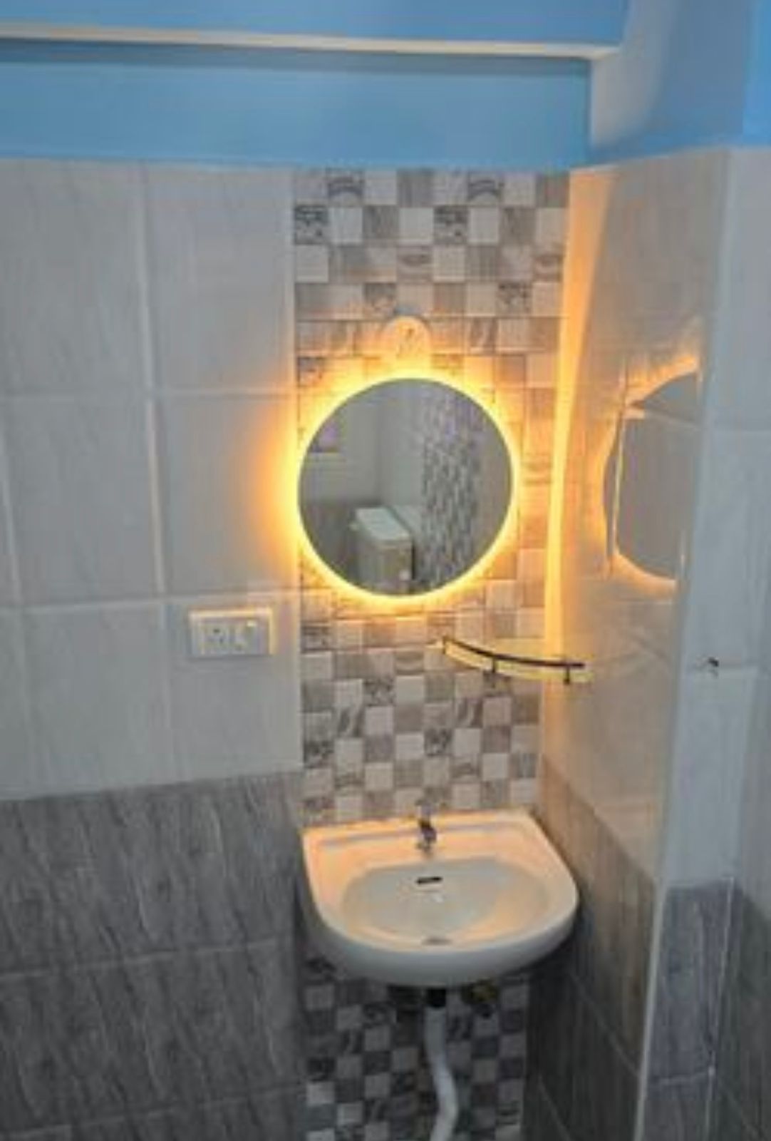 WhatsApp Image 2025-12-31 at 4.23.54 PM